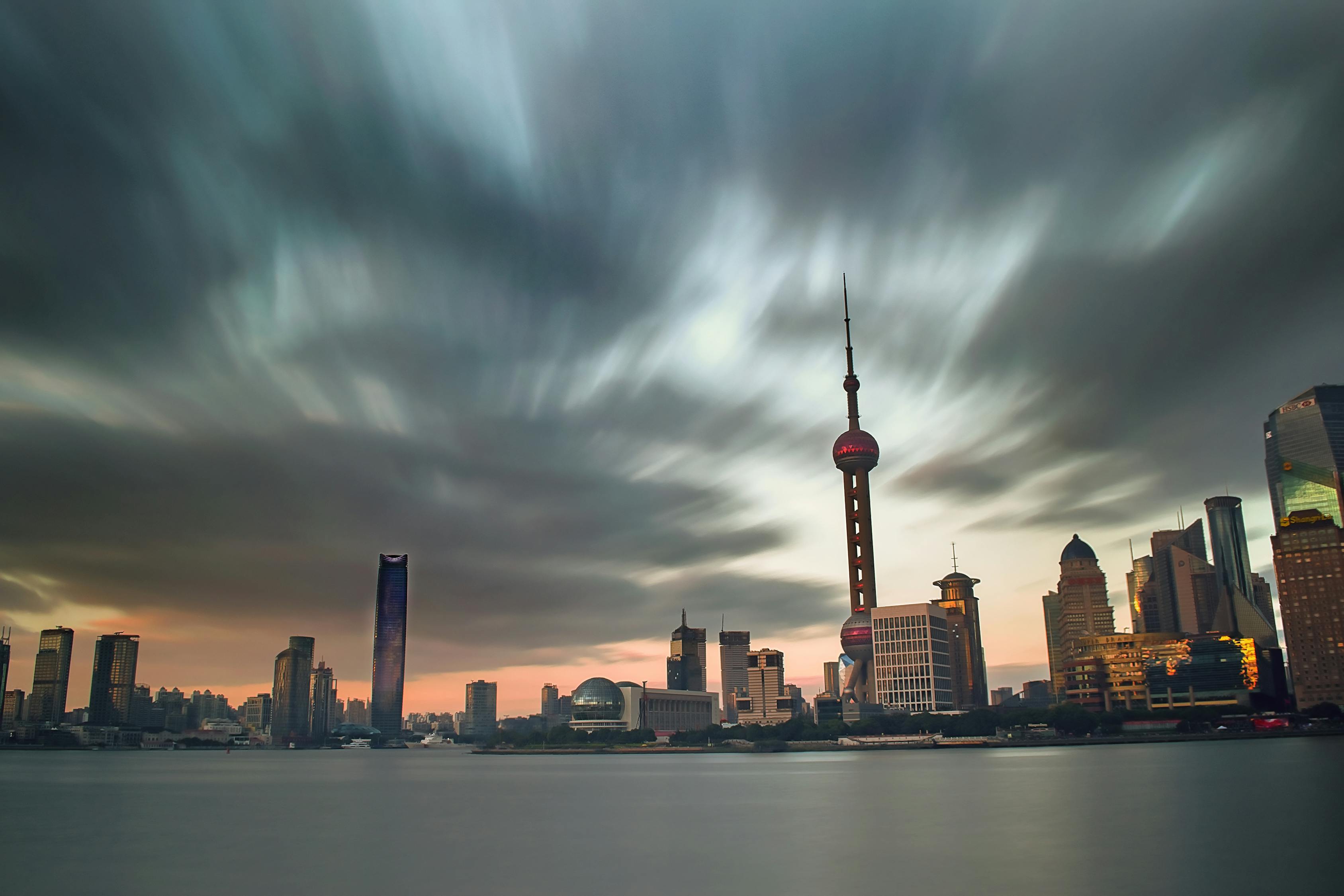 上海驾驶员最新招聘趋势及就业市场分析