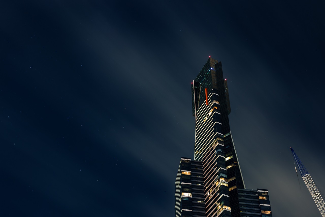 现代都市夜啪现象，夜生活文化探索与社会影响探究