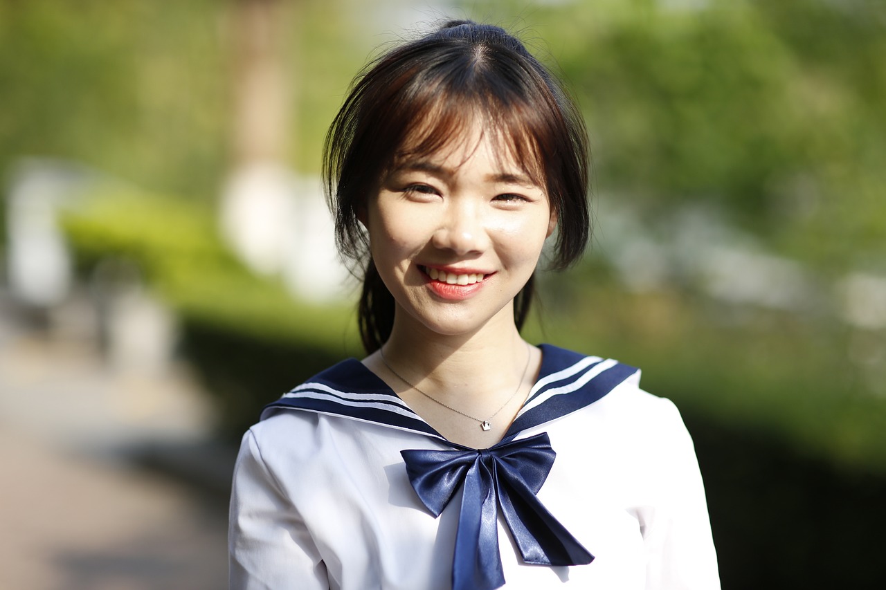 最新制服中文在线，时尚与功能的完美融合