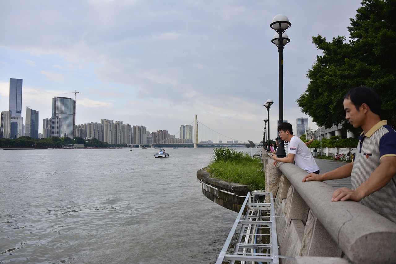 最新道琼斯指数动态分析与全球经济展望，新视角下的市场晴雨表